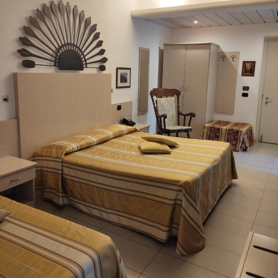 Hotel Fioroni ベッラージョ 部屋 写真