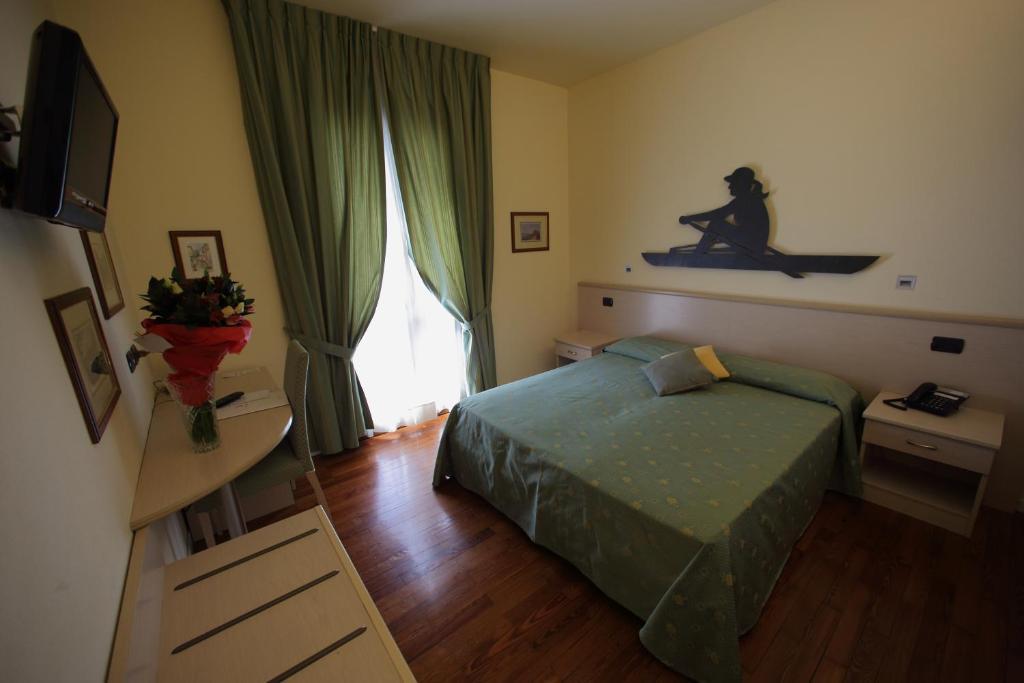 Hotel Fioroni ベッラージョ 部屋 写真