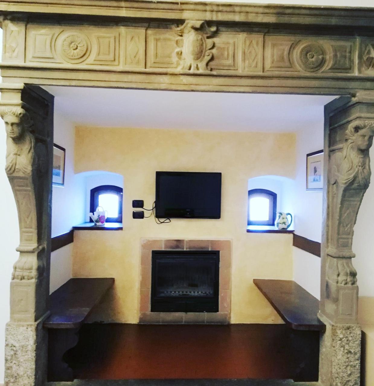 Hotel Fioroni ベッラージョ エクステリア 写真