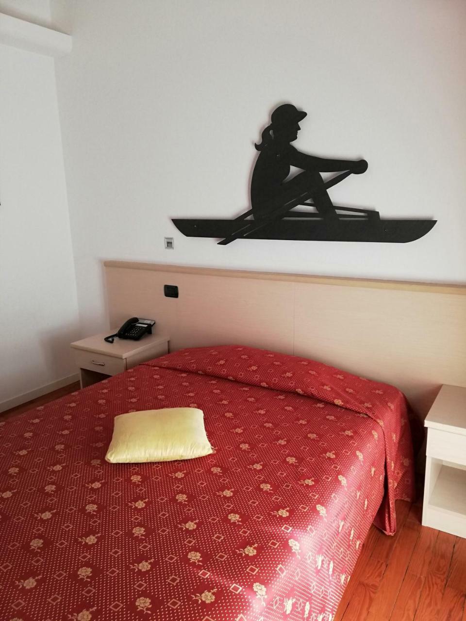 Hotel Fioroni ベッラージョ エクステリア 写真